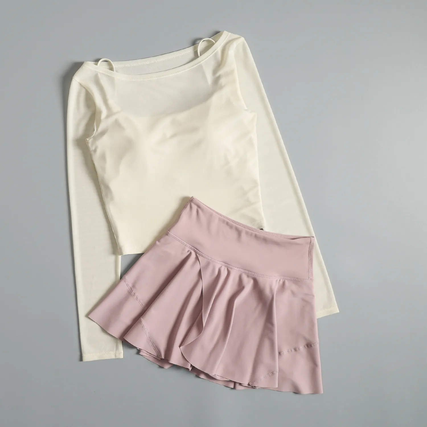 

Спортивный костюм для бадминтона, женский, летний, сетчатый, дышащий, для пилатеса, йоги, с длинными рукавами, облегающий, для бега, фитнеса, быстросохнущий.