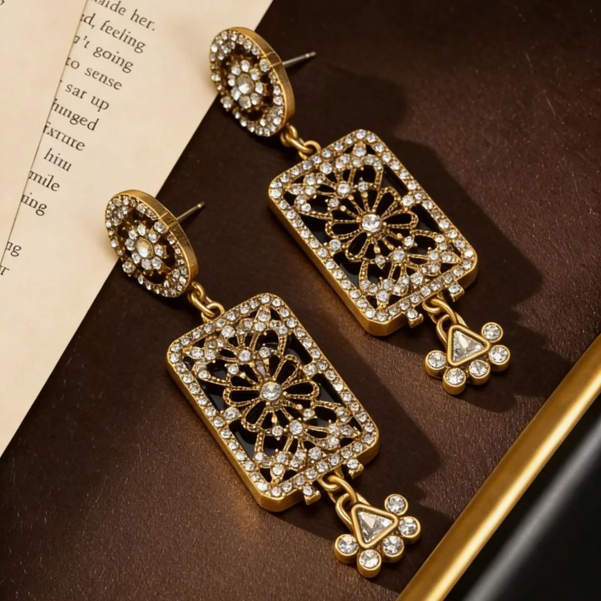 vintage hollow texture square stud earrings palace retro  сережки diamond earrings European exaggerated earrings