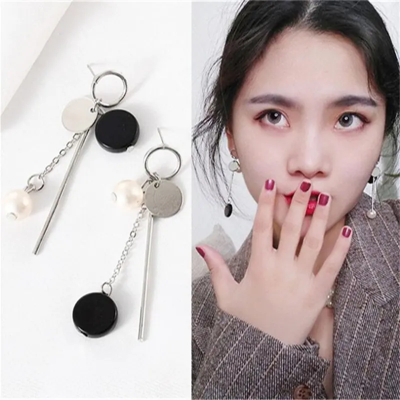 

Fashion Asymmetric Korean Style Popular Design Long Earrings Hollow Circle Metal Round Boucles D'oreilles Pendantes Jewelry Gift