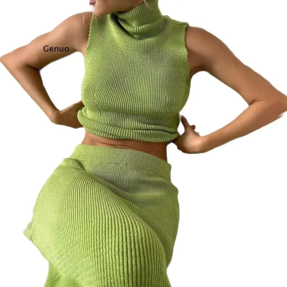 Set Pakaian Wanita Leher Tinggi & Skirt Midi - usage example