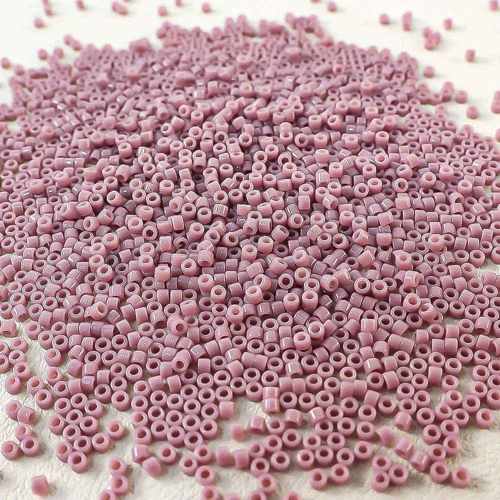 Japanische importierte einfarbige Miyuki Delica Rocailles-Schmuckperlen, geeignet für alle Arten von DIY-Handarbeiten, 10g – Detail 15
