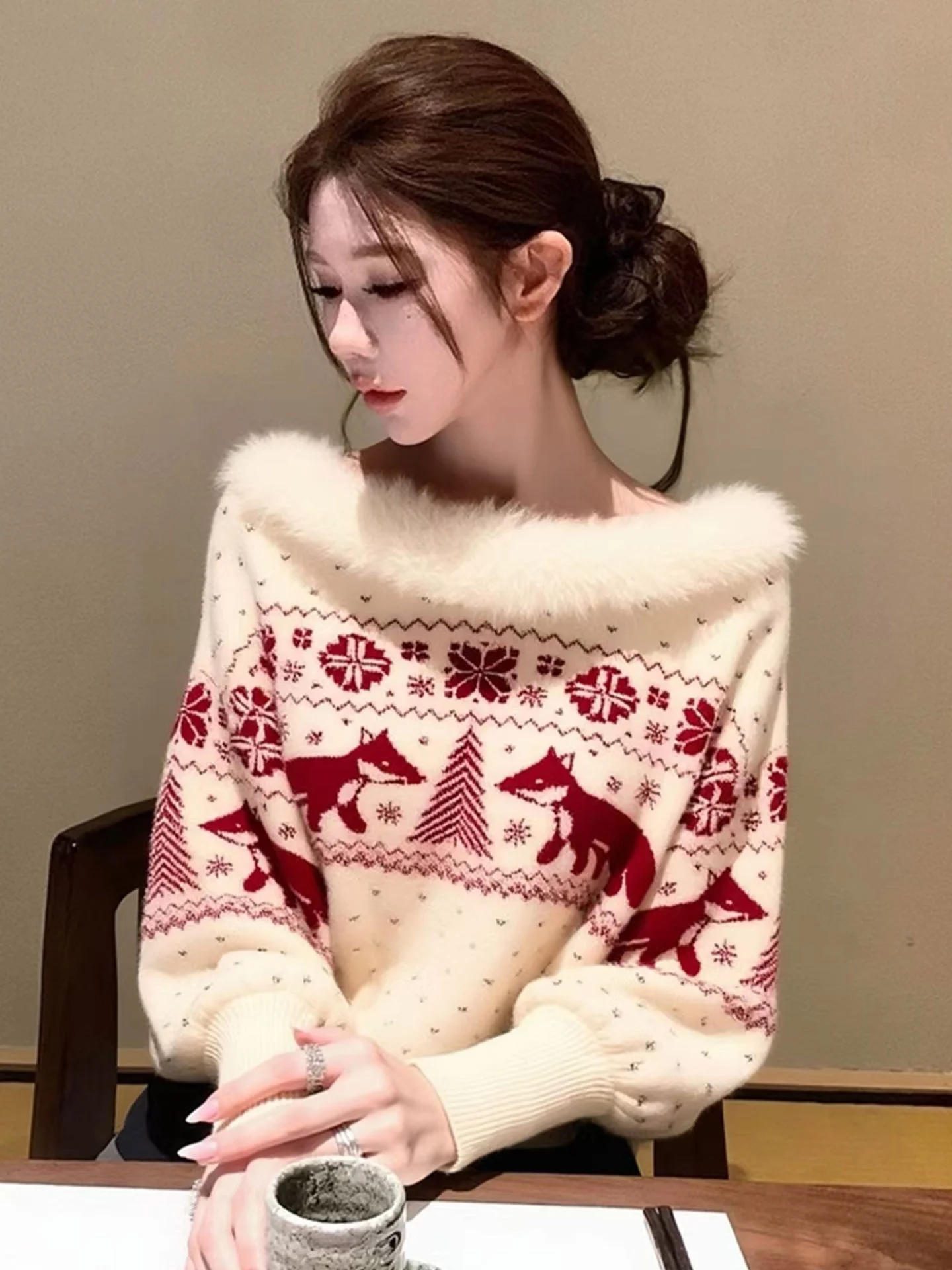 

Женский вязаный свитер Ele Long Sve, модный, зимний 2025, свободный крой, на одно плечо, с бахромой, теплый