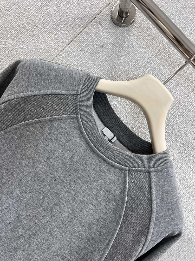 SVORYXIU 2025 Jesień Nowa Kolekcja Swetry Damskie Casualowe Ciemnoszare Okrągły Dekolt Vintage Bawełna