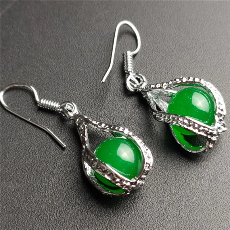 Natural Green Chalcedony Hand-carved Round Bead Earrings Fashion Boutique Jewelry Women Green Crystal Earrings