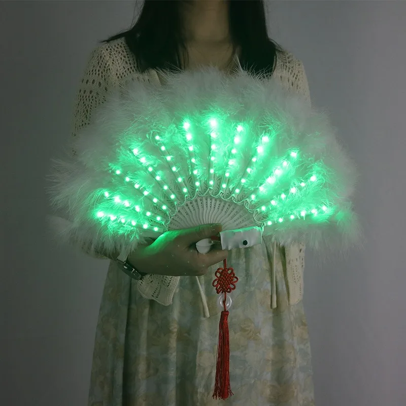 مشرق LED وامض مروحة قابلة للطي أداء الحفلات هالوين الهذيان توهج الرقص نادي KTV مهرجان الحفل عرض مسرحي الدعائم الإضاءة