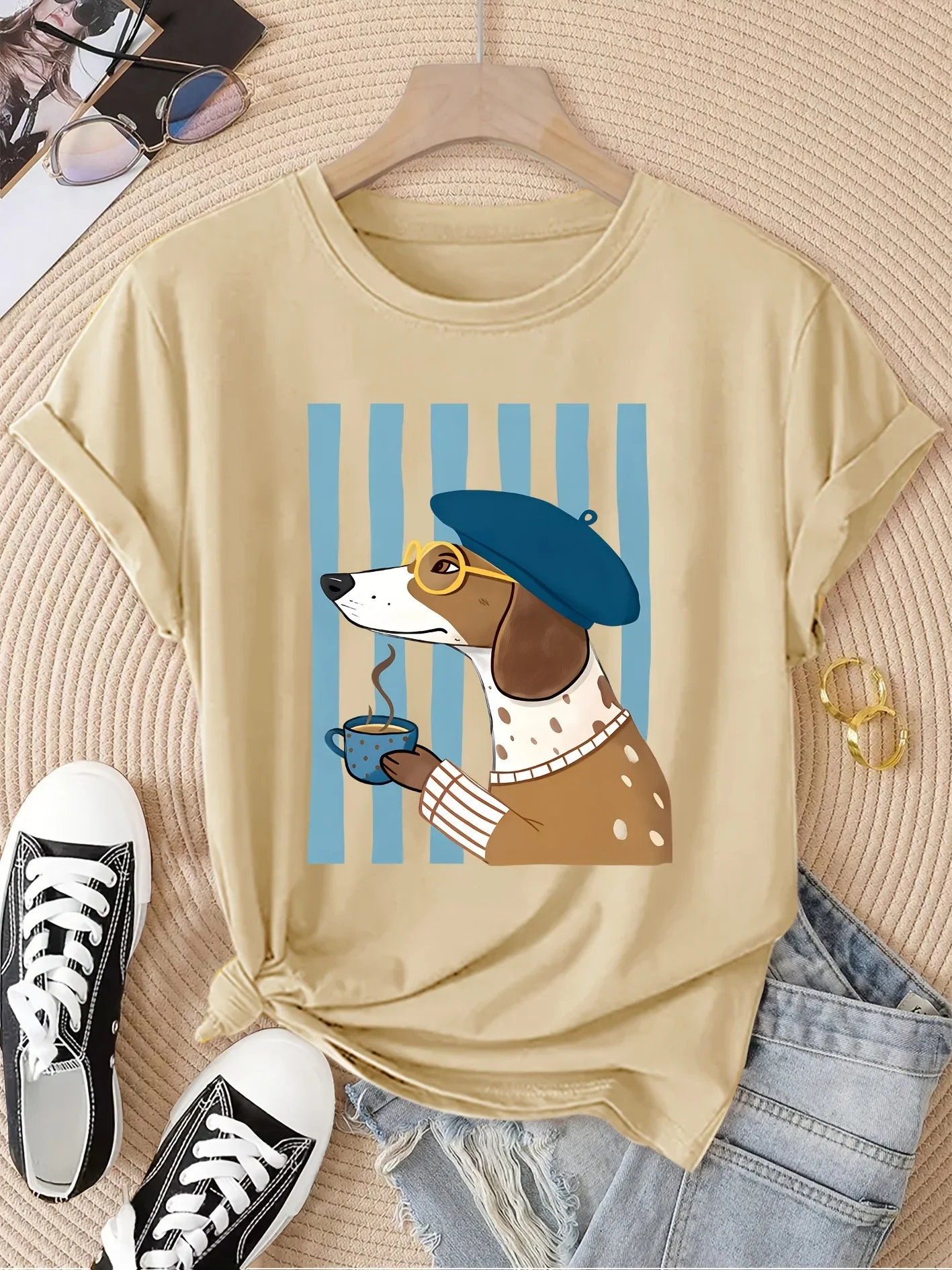 Women Elegant Short Sleeve Literary Beret Hat Coffee Dog Striped Background Print Round Neck T Shirt 90s Graphic Tees Cheap Top
