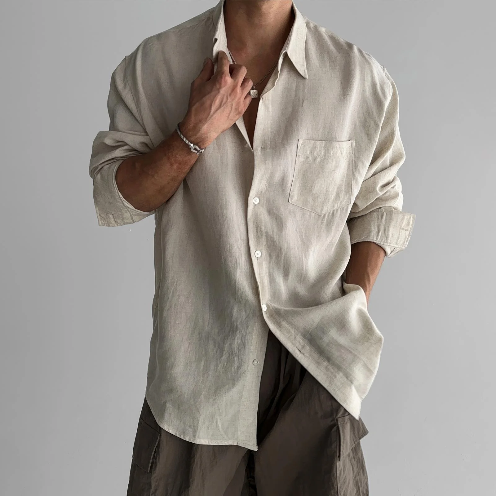 

Loose Breathable Men's Long Sve irt Autumn Faion Retro Briti Sle Sun Protection Large Size 300 Pou Couples irt