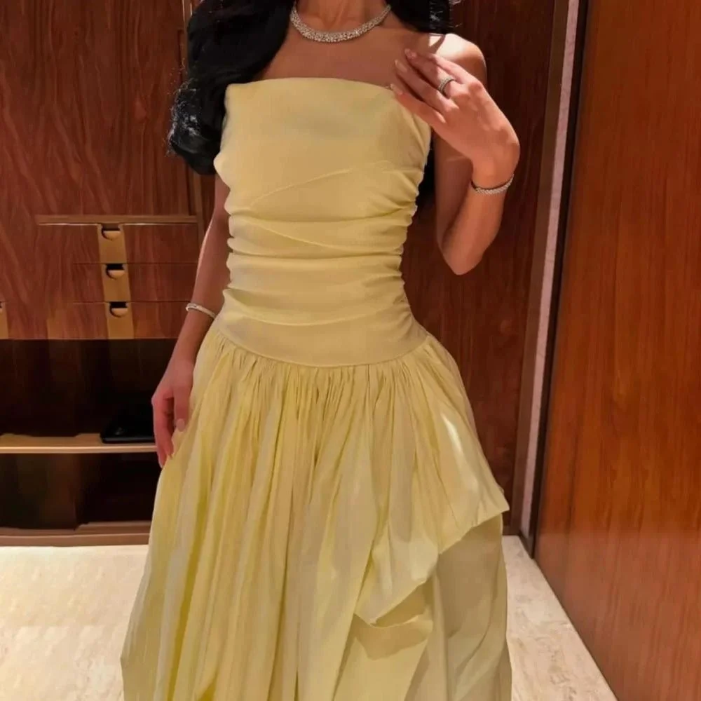 Abito da sera personalizzato con scollo a barchetta in raso con spacco alto Splendidi abiti da ballo Occasioni formali Abito da festa senza maniche Robe Soiree