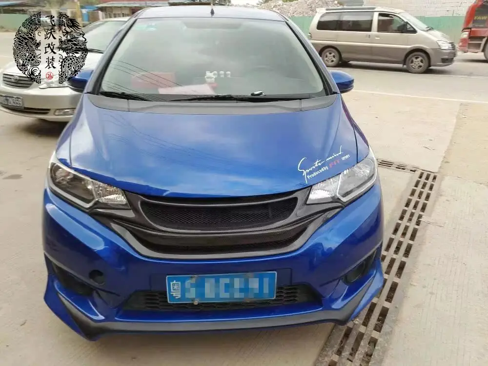 مناسبة لشبكة مصبغة غير قياسية معدلة من ألياف الكربون Fit GK5 من الجيل الثالث من Honda مع قناع شبح