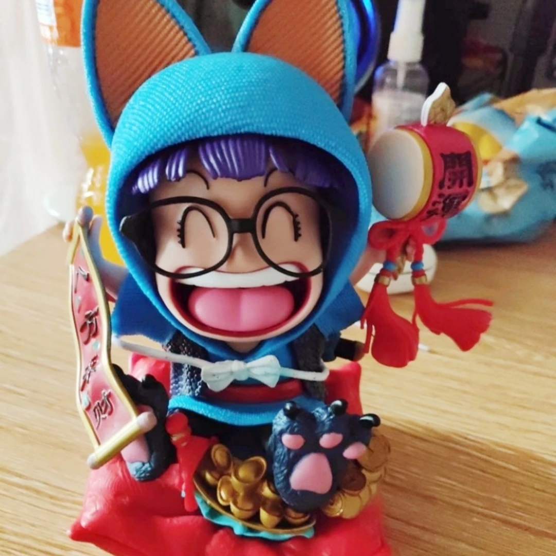 IQ Doctor Lucky Cat Arale Series Luck Refundable Gold Action Figure Be Delighted Cute Office Desktop Accessories Around Toy Gift