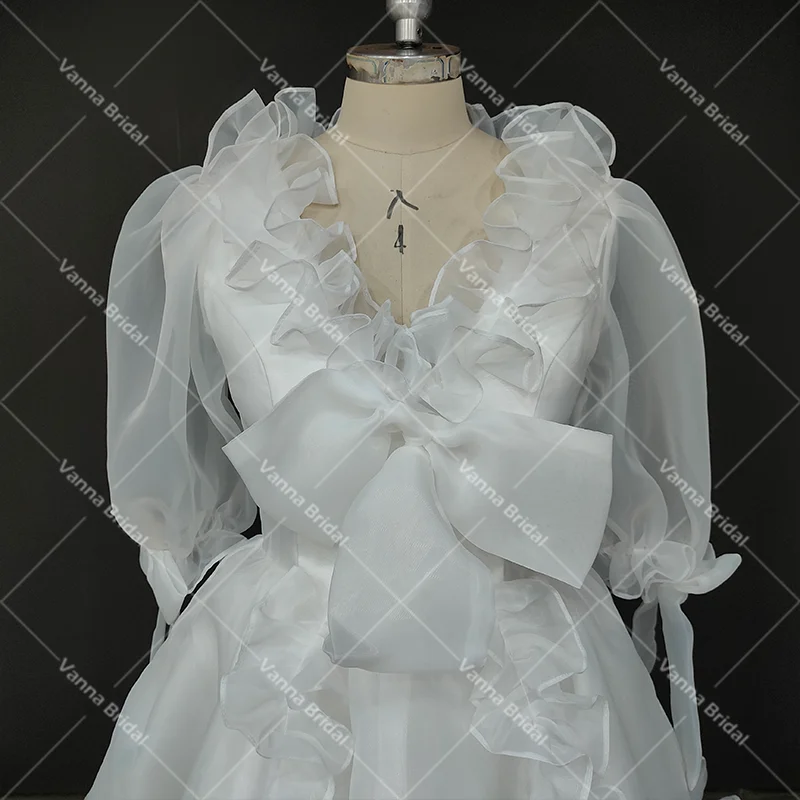 Mini Organza Puffy Jurk V-hals Ruches Half Lantaarn Mouwen Bruidsjurken Bow Angel Pricess Boven Knie Real Foto 'S Wedding jurk