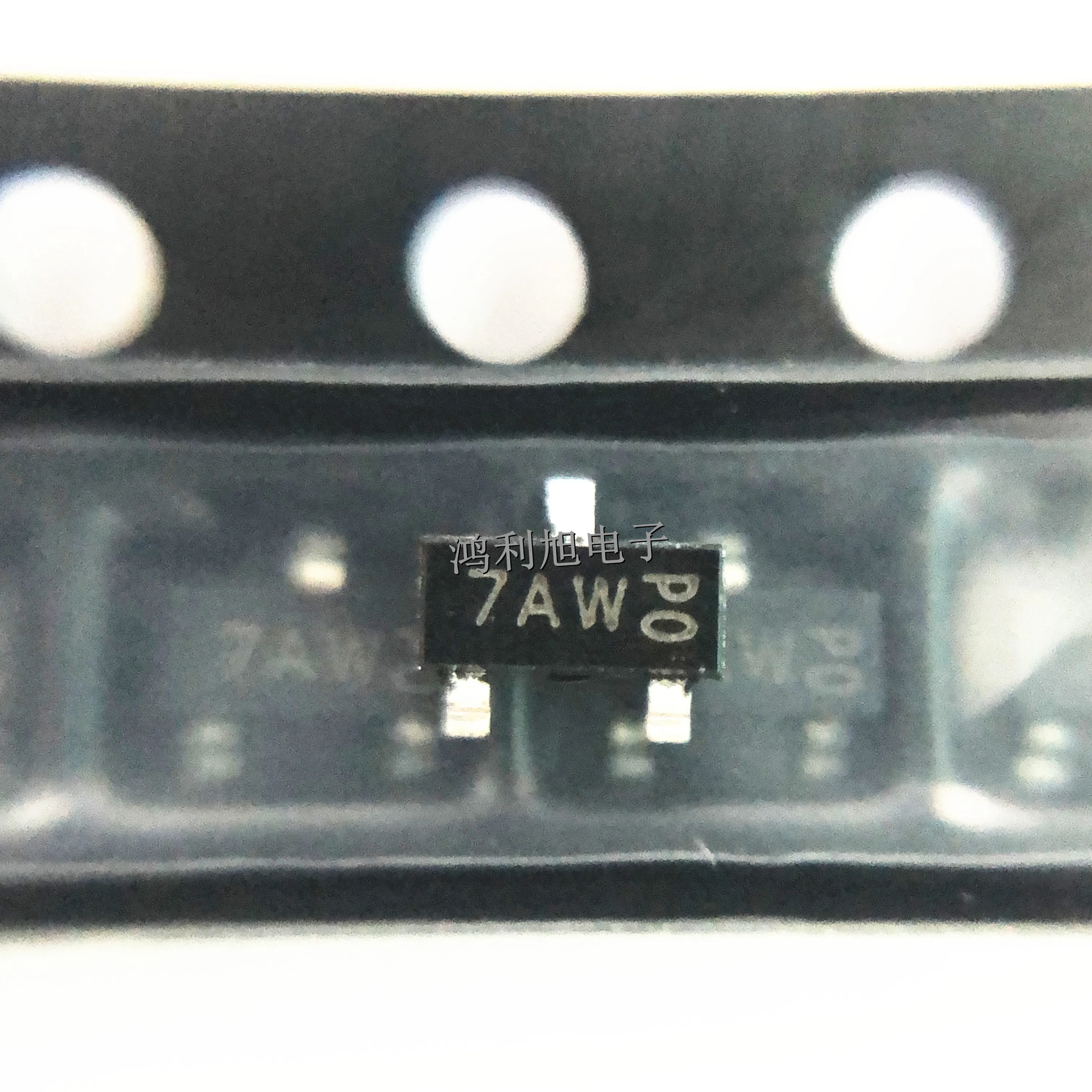 100PCS/Lot BAV99,215 BAV99 MARKING: A7W Diode Switching 100V 0.215A 3-Pin SOT-23 T/R