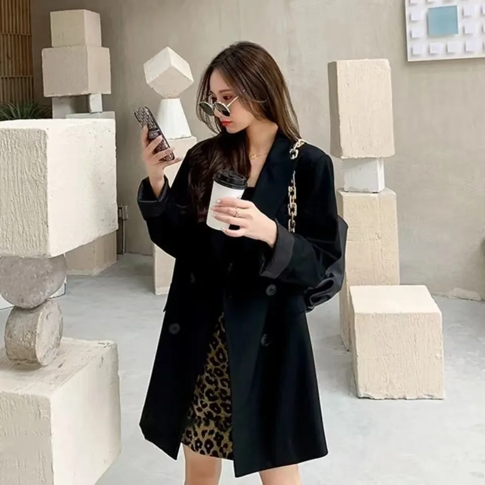 2026 Spring Fashion New Women's Elegant Medium Length Suit Coat Design Sense High End Street Double Breasted Windbreaker