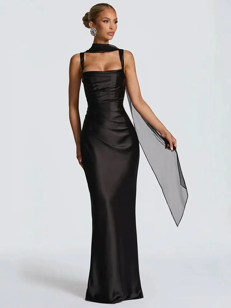 GACVGA Satin dos nu Sexy robe Maxi femmes élégant licou épaules dénudées sans manches dos à lacets moulante Club fête longues robes