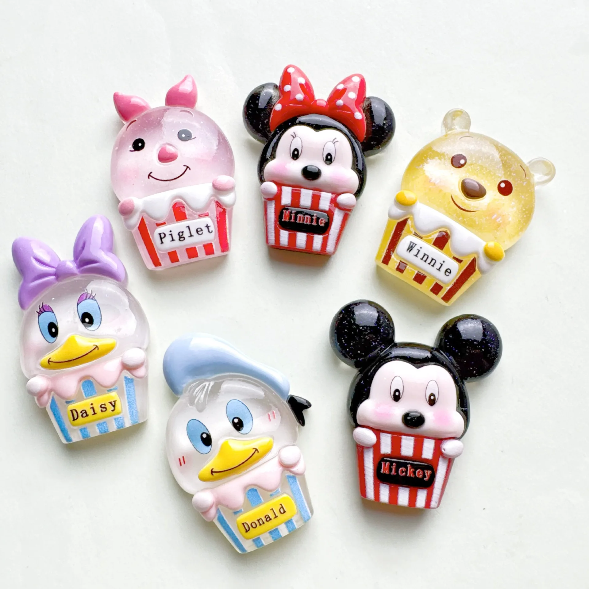 2 pçs acessórios de resina luminosa grande dos desenhos animados mickey personagem diy creme cola acessórios para o cabelo caso do telefone móvel lixo encantos