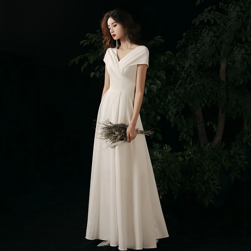 

Annual Party Evening Women 2024 New Banquet Dignified Temperament White Long Type Host Formal Dress Daily Style