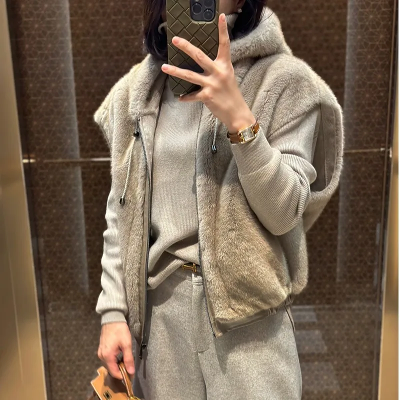 

Faionable Women's Vest 2025 Winter New Korean Design Sensation Ele Lady Personali Fur Coat Top Quali Material