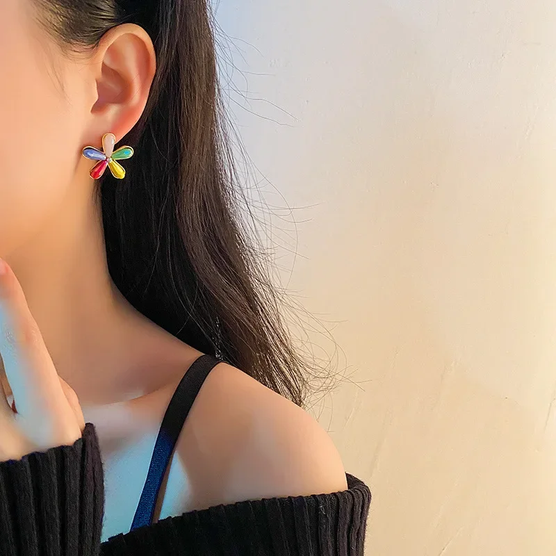 Ear Clips Colorful Petal Flower Earrings Temperament Simple Cute Rainbow Flower Clip on Earrings Without Piercing for Women