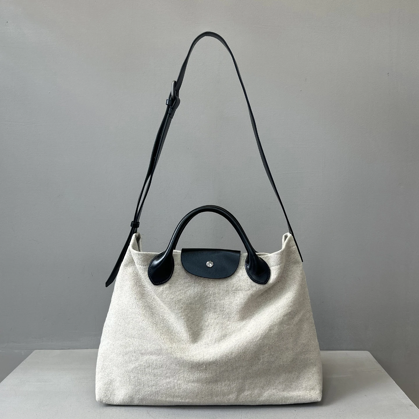 

Linear spliced cowhide shoulder strap tote bag 2025 new large capacity casual one-shoulder crossbody bag fashion ladies handbag
