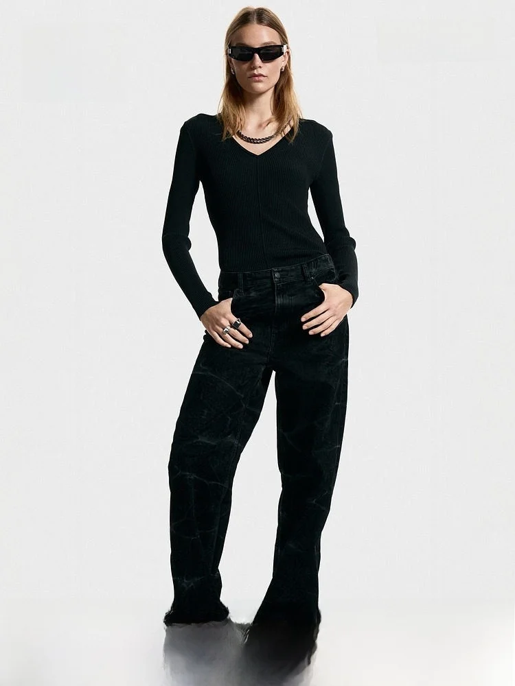 

H&M Women's Long Sleeve Knitted T-Shirt Slim Fit Festival Style Casual Wear Metal Decorated Casual Fashion Long Length Top