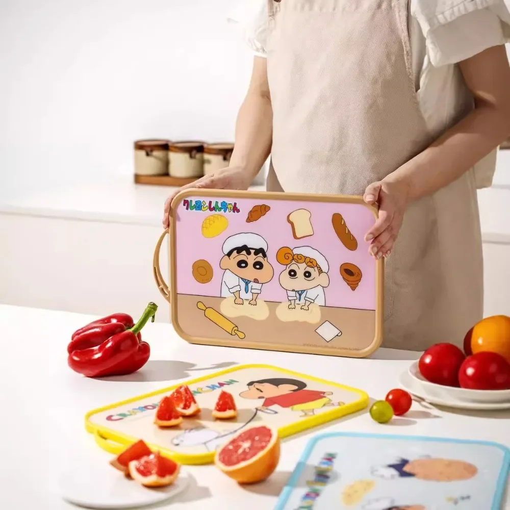 Crayon Shin-chan Kawaii Cutting Board for Kitchen Cute Peripheral Food Grade PP Cartoon Picnic Double-Sided Fruit Chopping Board