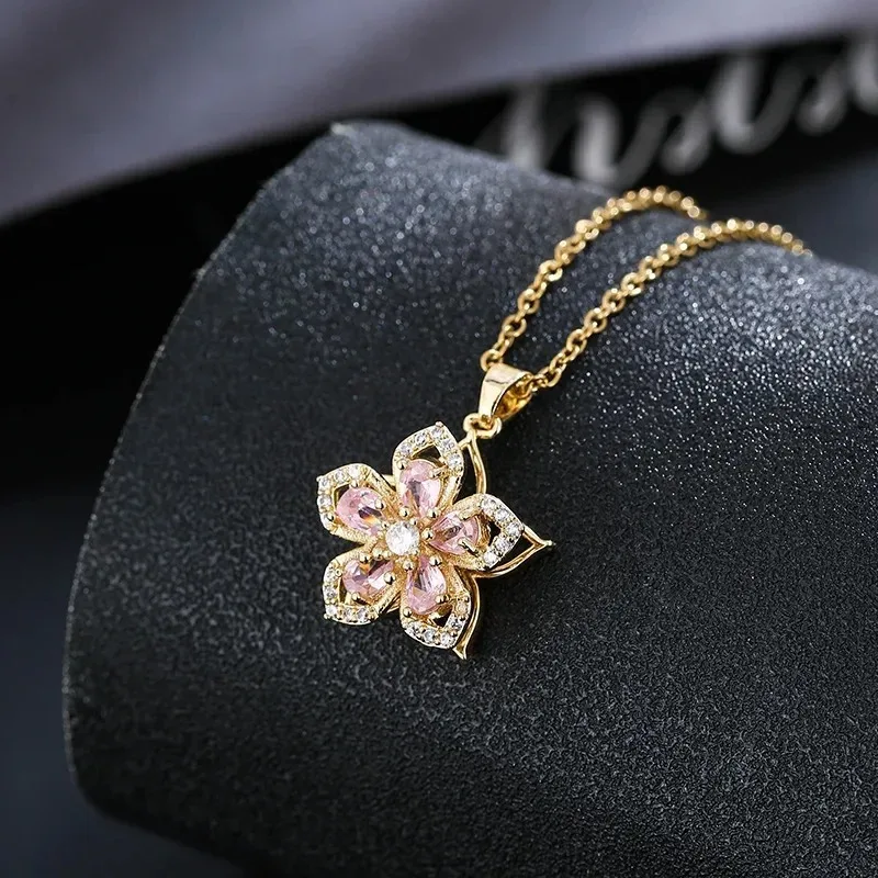 【360°Rotatable】Fashionable Creativity Happens Crystal Flower Pendant Necklace for Women Decompression Party Banquet Jewelry Gift