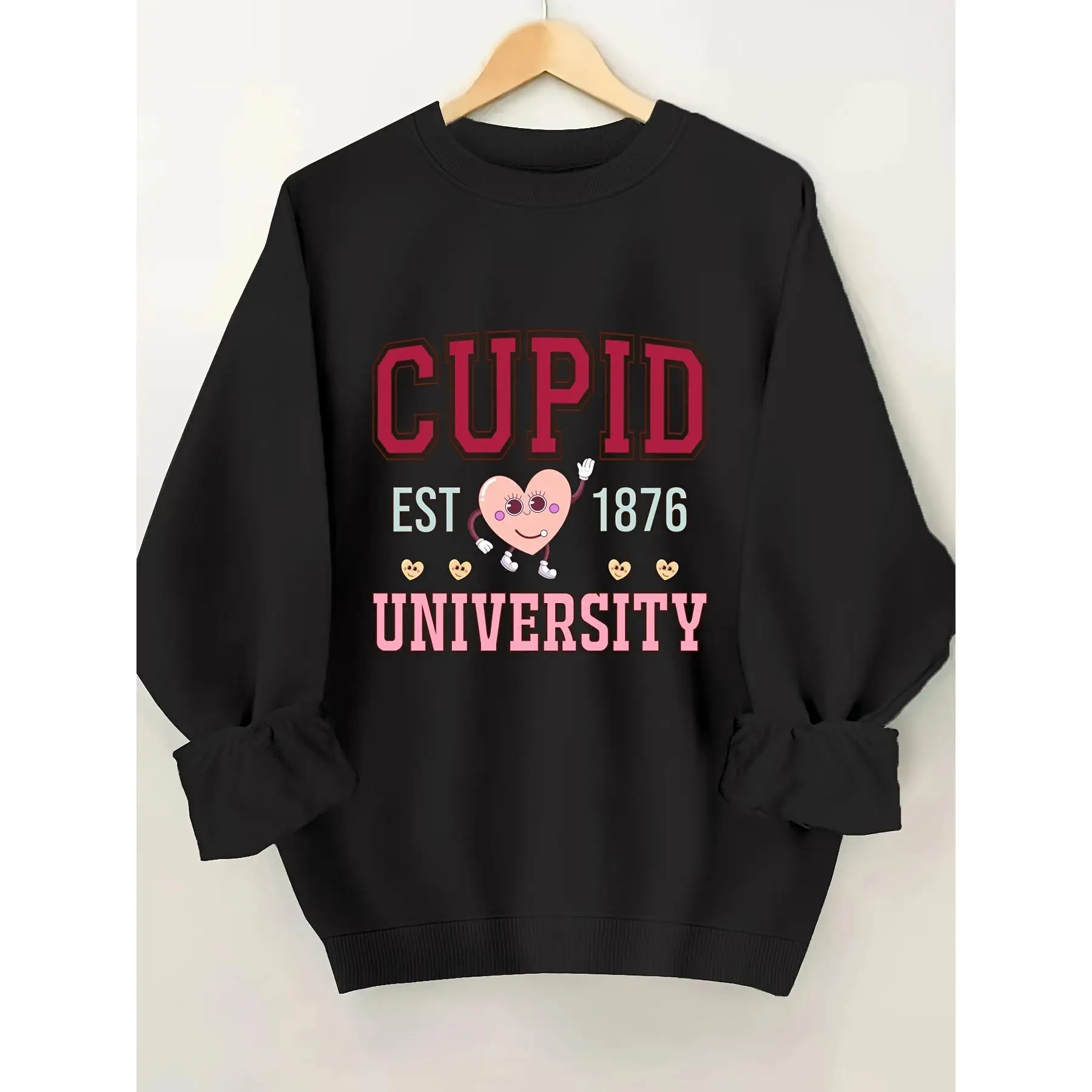 

Cute Cupid University Heart Print Crewneck Sweatshirt for Women, Funny Valentines Day & College Aesthetic Loose Pullover Top