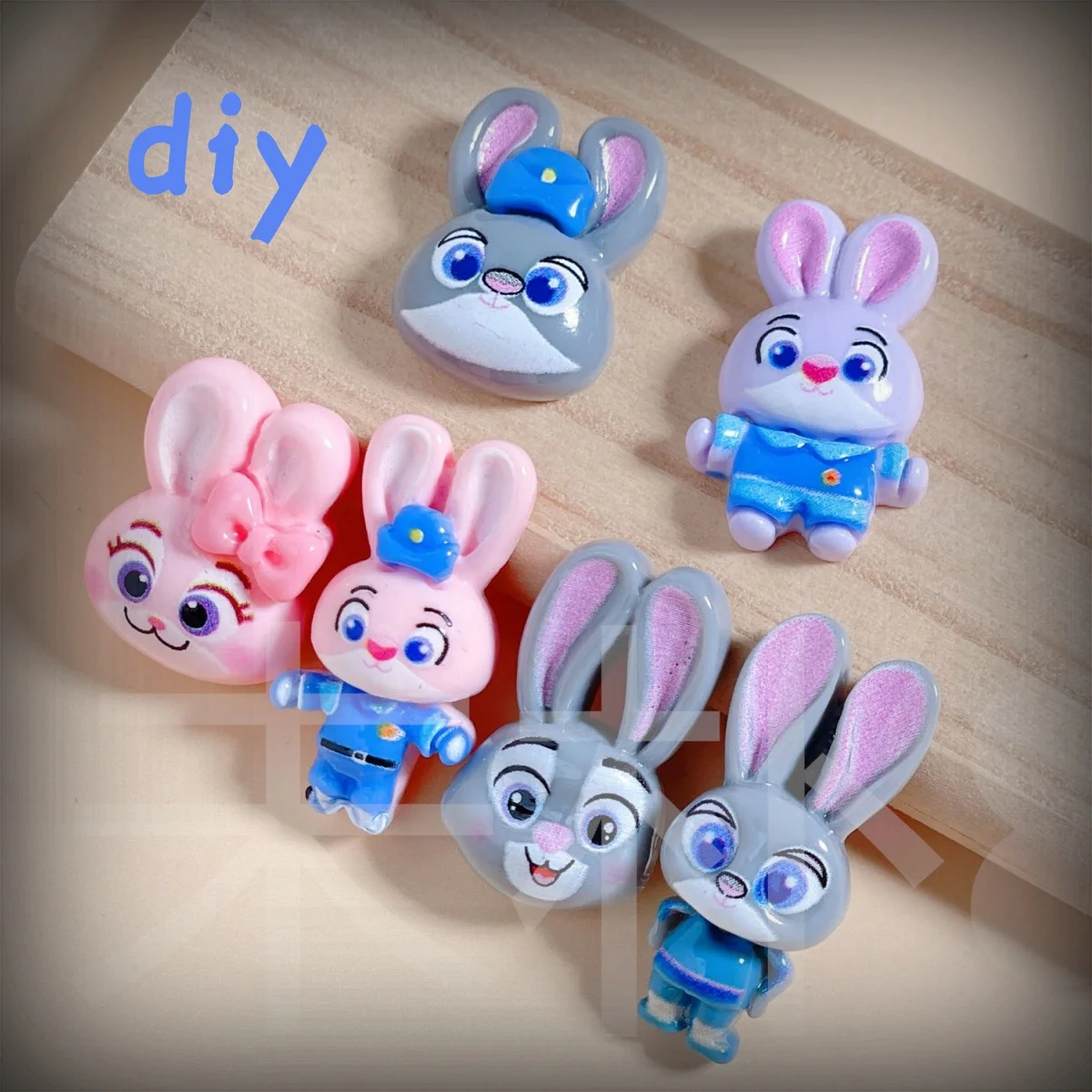 

Disney Cartoon Rabbit Police Officer Hairpin Sticker Zootopia Cute Resin Accessories DIY Mobile Phone Patches Wholesale