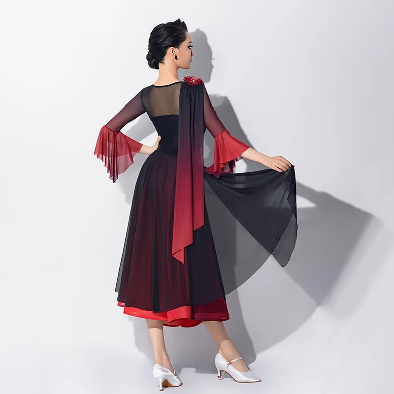 2025 การแข่งขันเต้นรําบอลรูมสําหรับผู้หญิง Waltz Gradient Modern Dance ชุด Chacha Rumba Tango ผู้ใหญ่ละตินสวมใส่ DQS20323