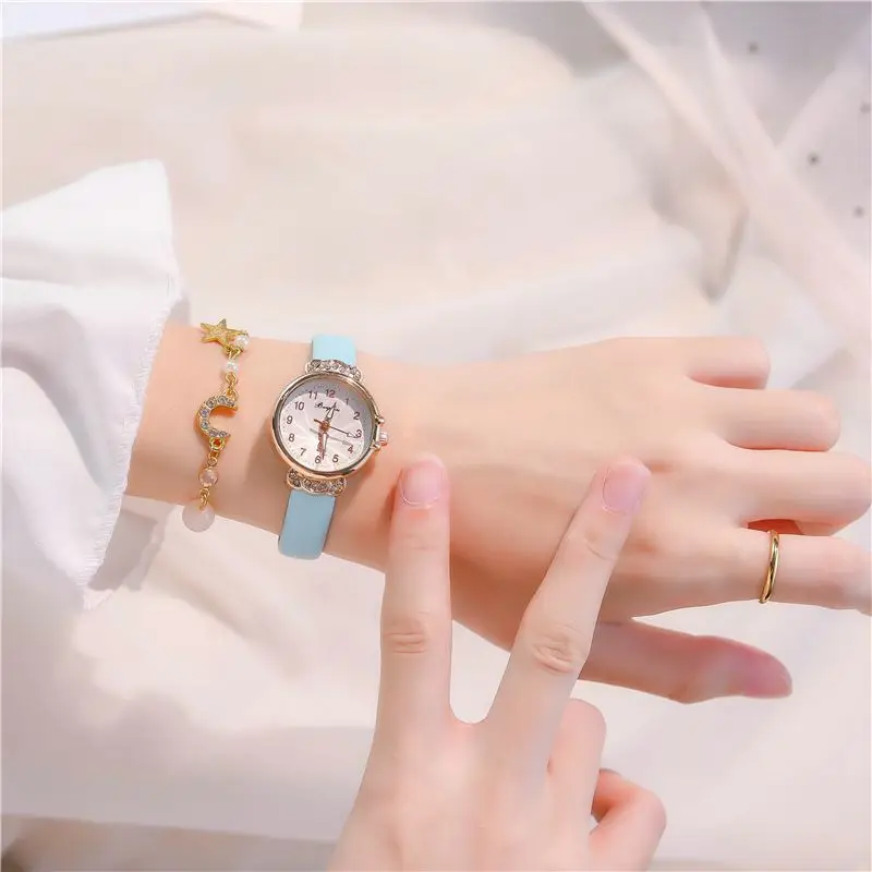 Relógio infantil Menina Junior High School Edição Coreana Primary Cute Girl Cat Ponteiro dos desenhos animados Quartz Glow Clock Presente de Natal