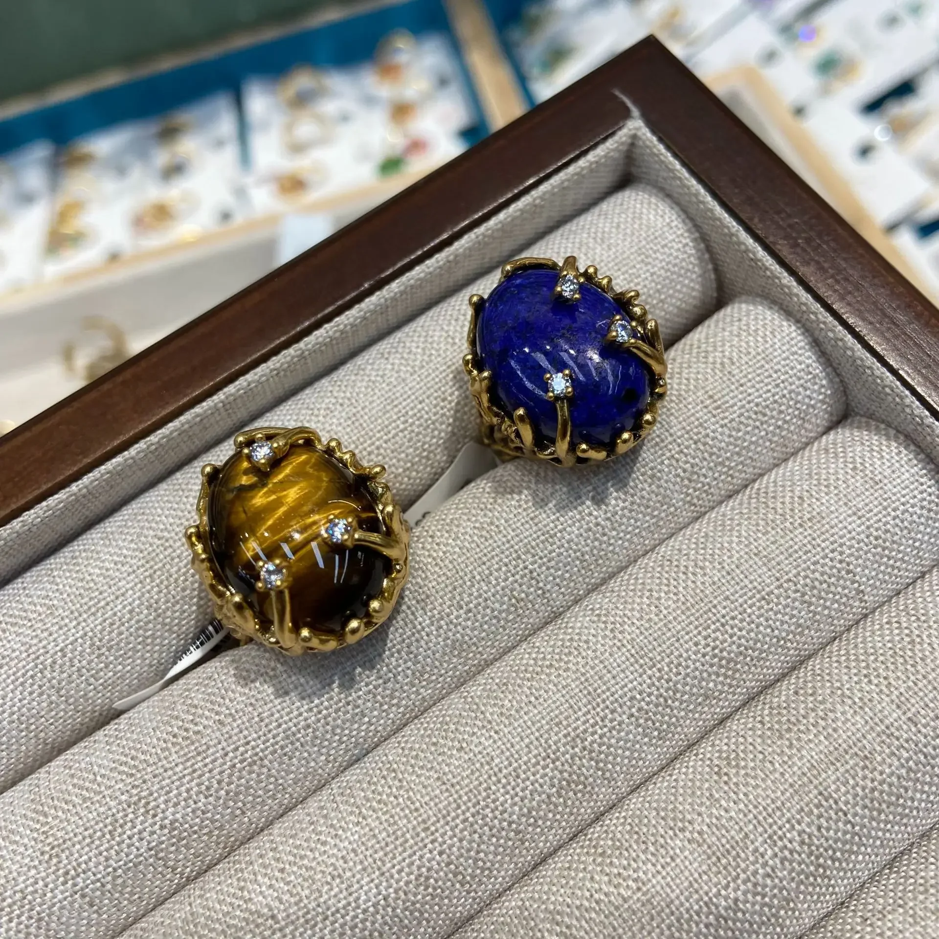 

Новое женское винтажное кольцо из натурального лазурита 2025, роскошные женские аксессуары в стиле ретро, модное кольцо для банкета и вечеринки, ювелирное изделие, подарок