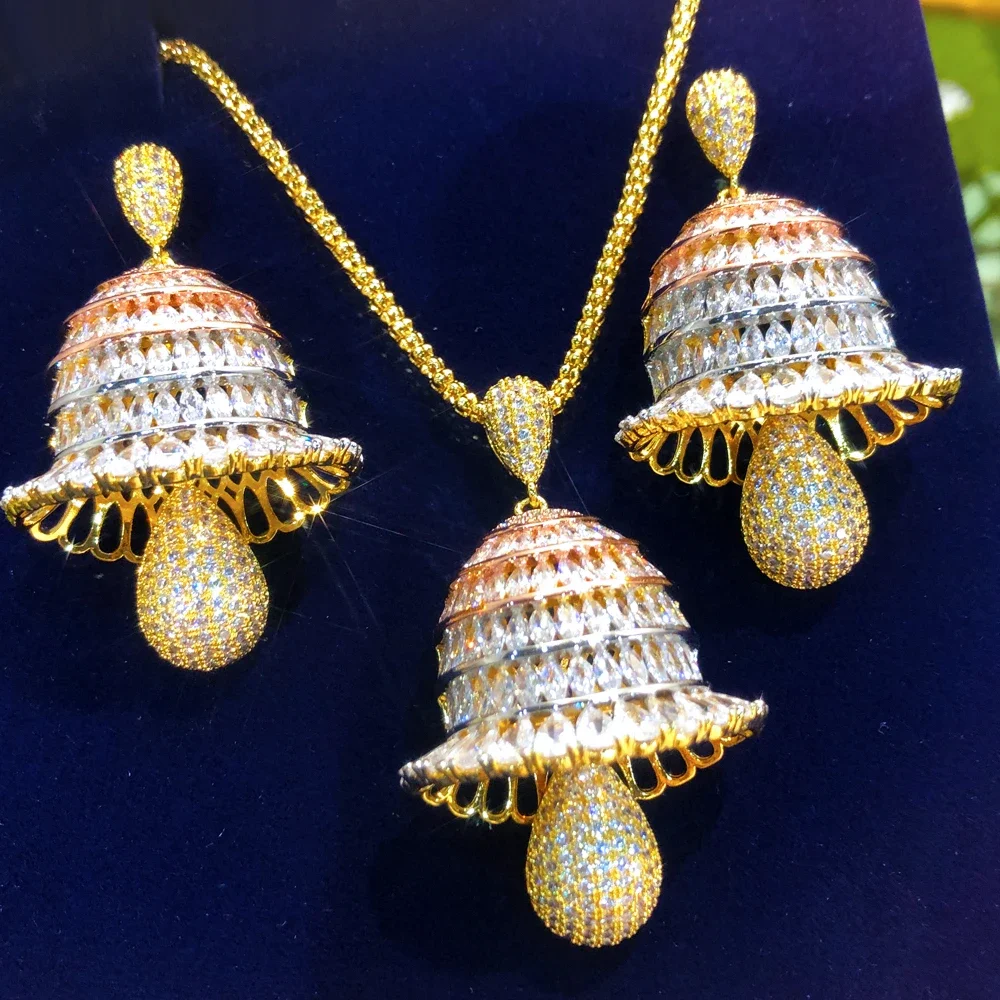

Soramoore Luxury Bell Drop Necklace Earrings Jewelry Sets Super CZ For Noble Women Bridal Wedding Gorgeous Sparkling Best Gift