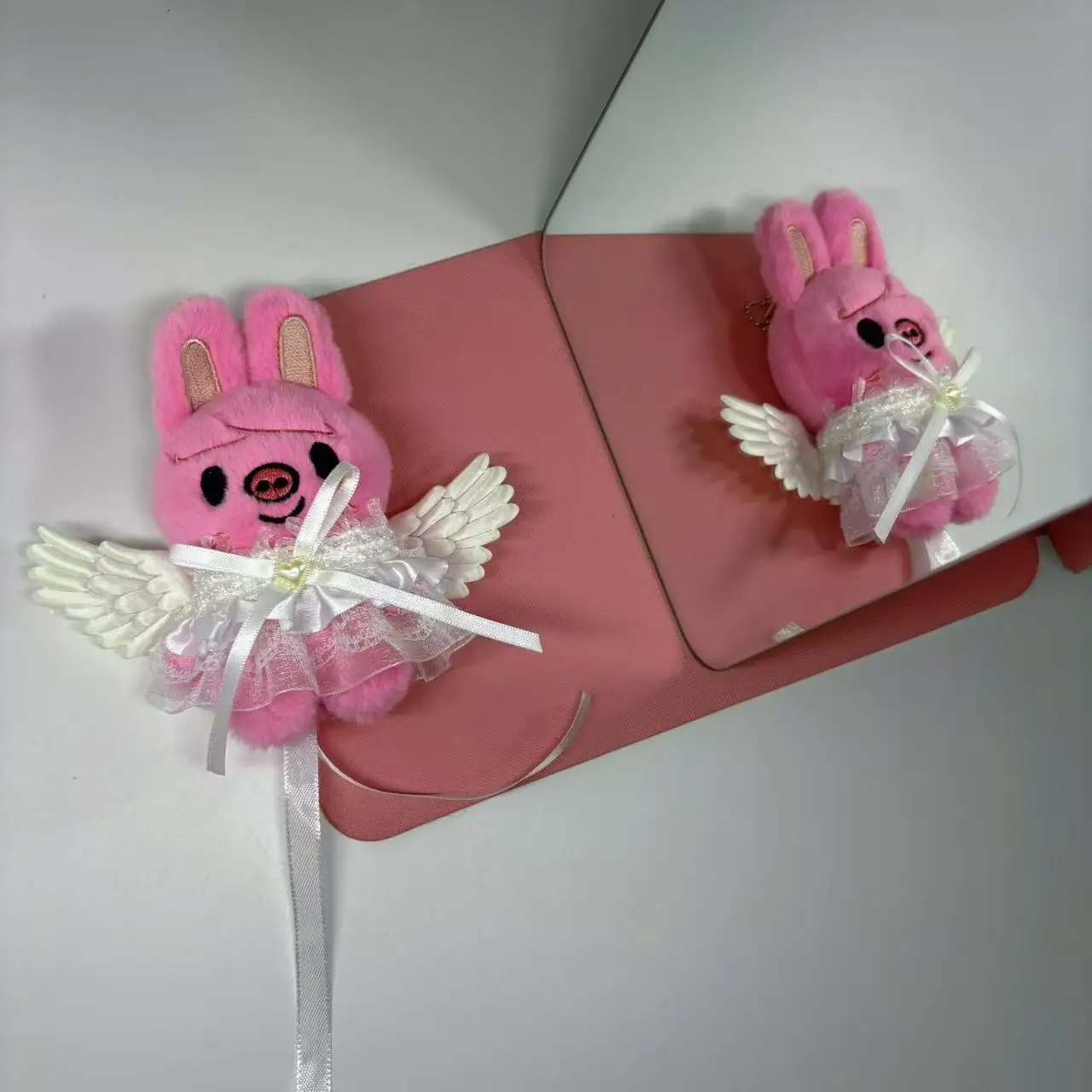 SKZOO الضالة الاطفال المفاتيح SKZ الملاك والشيطان الكلاسيكية أبيض وأسود اللون مهرجان جو قلادة الأطفال الكبار هدية قلادة #3