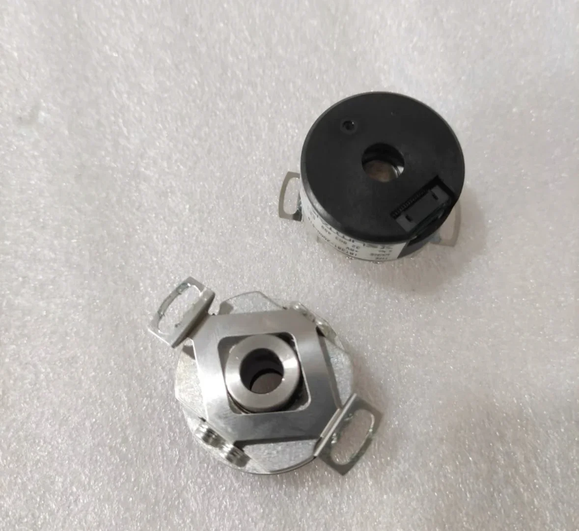 IRT381-2000-519 second-hand encoder, in stock, tested ok， function normally