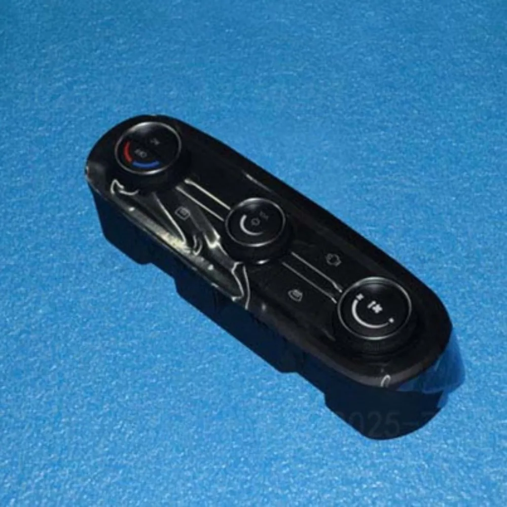 Air Conditioning Control Panel Defrosting Heating Buttons Volume Adjustment Knob for Chery Tiggo 7