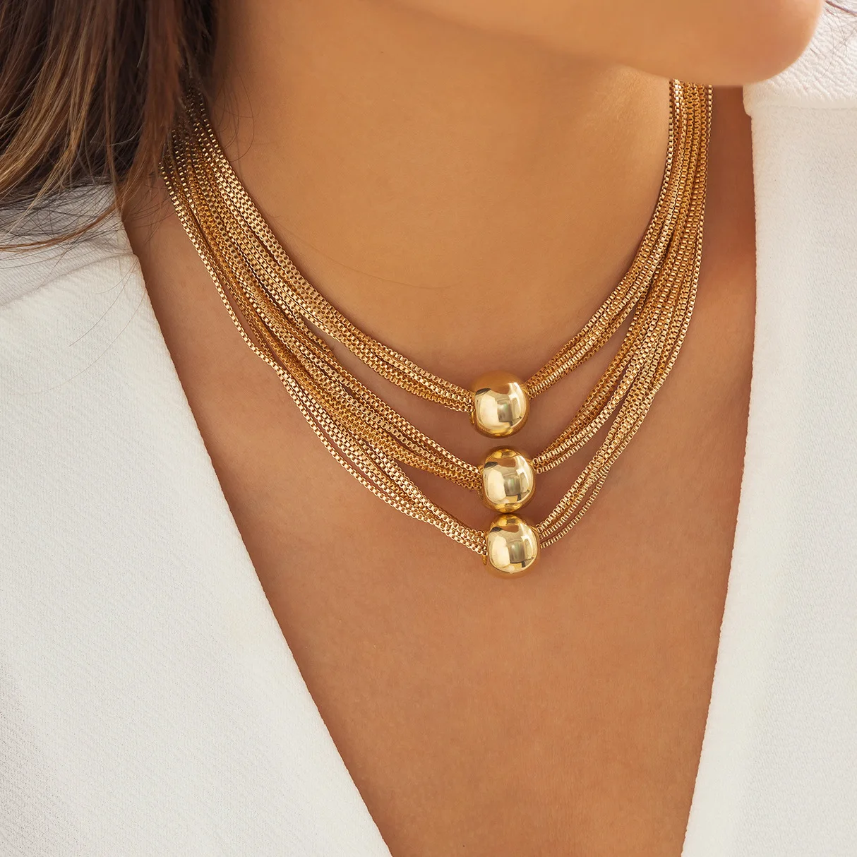 DIEZI Gothic Twisted Chunky Chain Necklace for Women Vintage Big Ball Pendant Choker Clavicle Link Chain Jewelry Steampunk