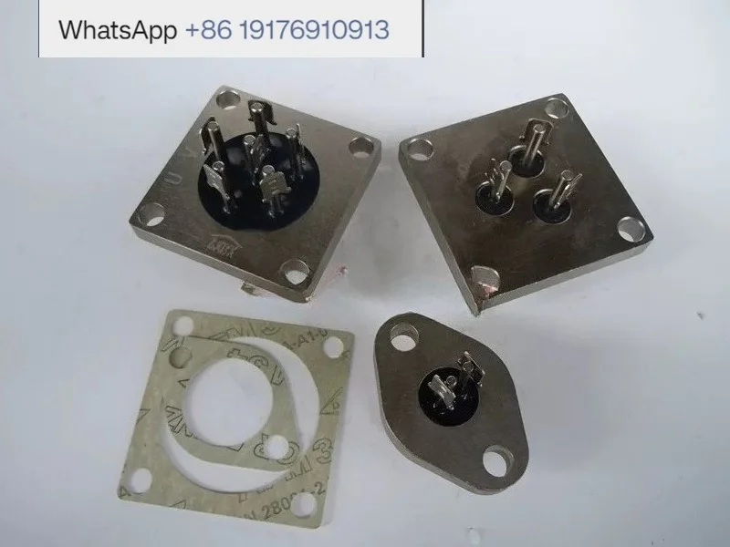 Refrigeration semi-enclosed, machine head terminal block, small four-cylinder compressor terminal protector