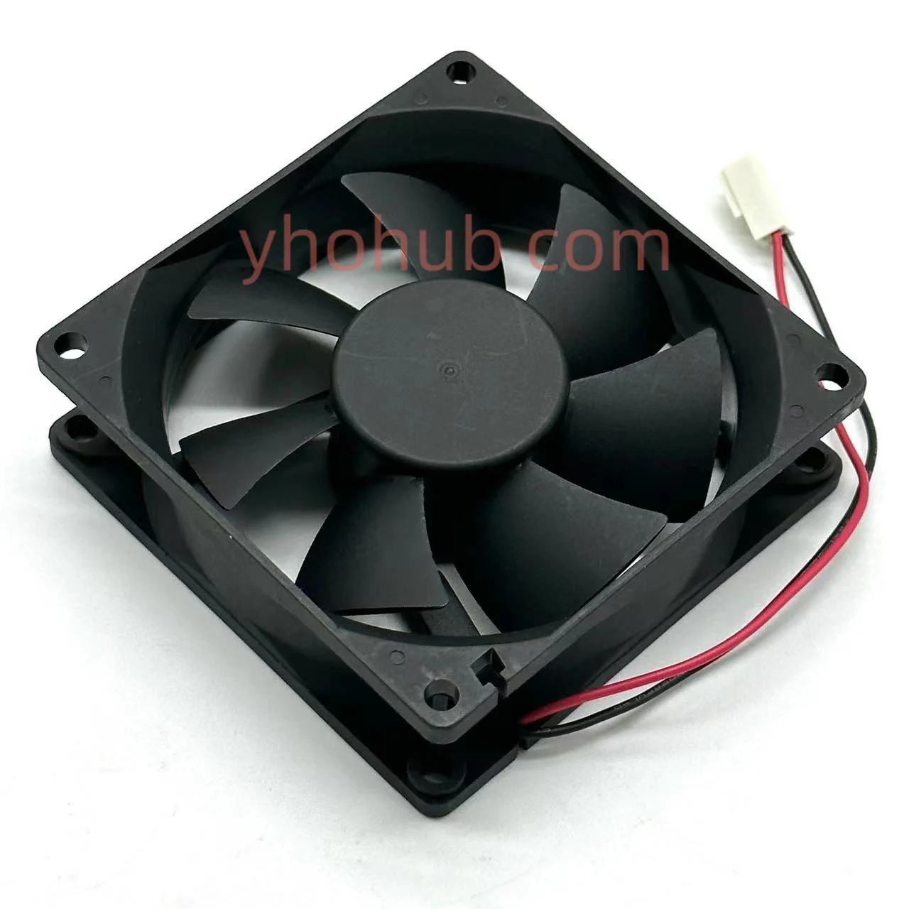 Jamicon JF0825S1M-R DC 12V 0.15A 80x80x25mm 2-Wire Server Cooling Fan