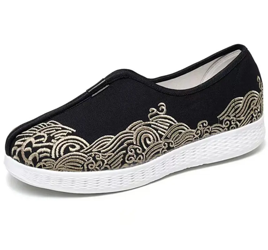 

Men Embroidered Shoes Spring Autumn New Thick Sole Non Slip Round Toe slip On Ethnic Style Flat Sole Cloth Shoes Hanfu Shoes
