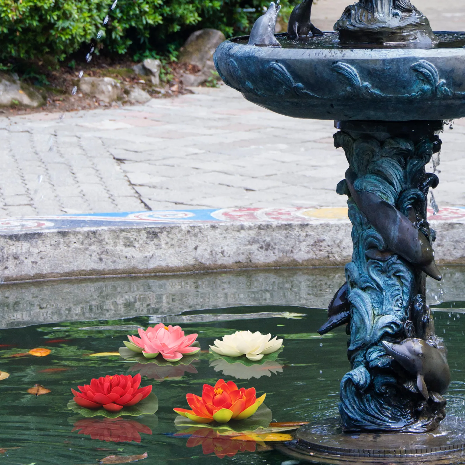 4Pcs 17Cm Artificial Lotus Flower Set Plastic Floating Simulation Water Lily for Pond Fish Tank Garden Patio Home Decor White