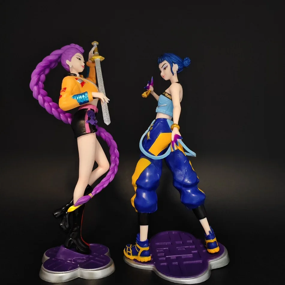 22 سنتيمتر/8.66 بوصة الساخن KPop شيطان هنتر رومي زوي عمل الشكل أنيمي المحيط جمع الألعاب البلاستيكية سطح المكتب سيارة الحلي نموذج الهدايا