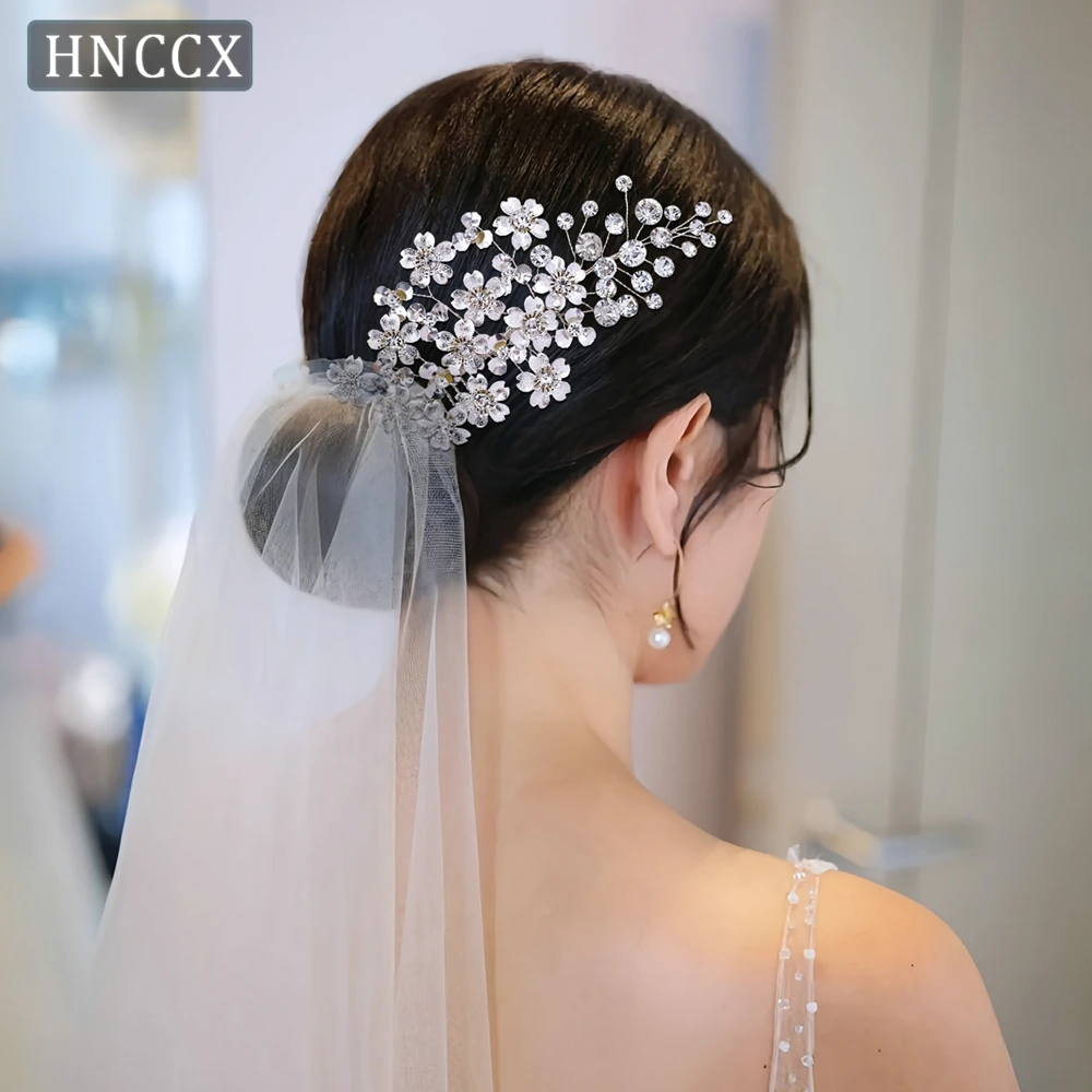 

YouLaPan Sweet Cherry Blossom Hair Comb Gentle Bridal Hairstyle Accessories Rhinestone Comb Elegant Women Hairpin Headwear HP514