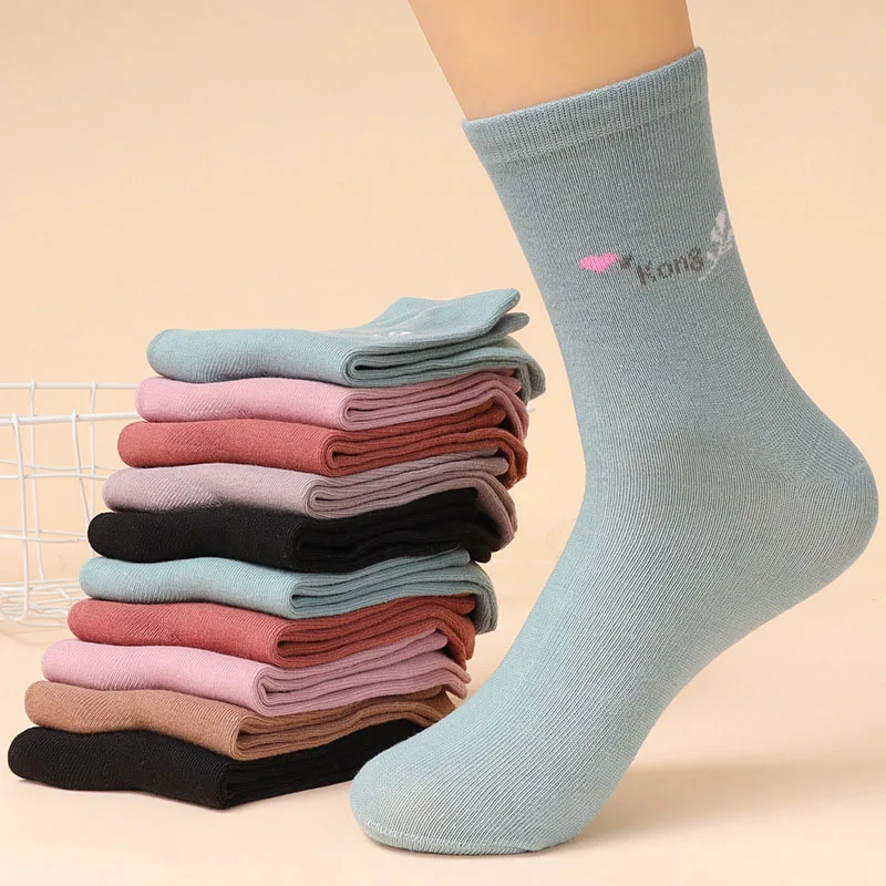 5 Pairs/Lot Women Solid Color Socks Spring And Autumn Black And White Breathable Sweat Absorbing Fashion Sports Socks EUR 35-40