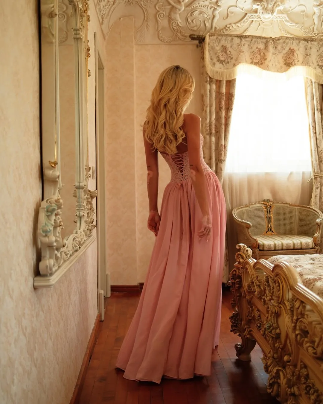 Elegant Lace Patchwork Corset Long Dress Women Halter Backless Bandage Slim Maxi Dress 2026 New Wedding Guest Evening Party Gown