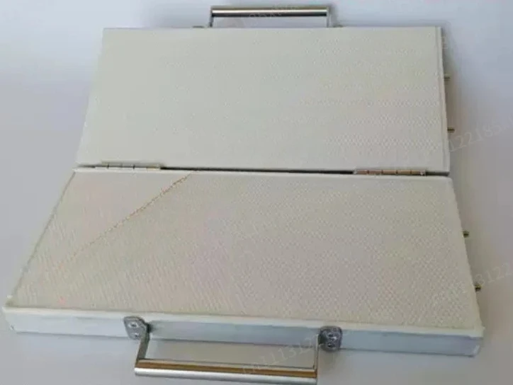 Manual Water-Cooled Beeswax Foundation Machine, Beeswax Sheet Press Mold for Beekeeping Honeycomb Production