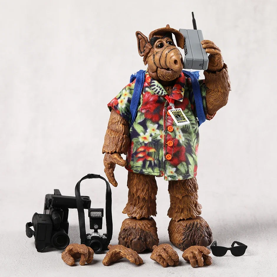 NECA Cosmic Con Alf Action Figure Collectable Model Toy For Christmas Gift