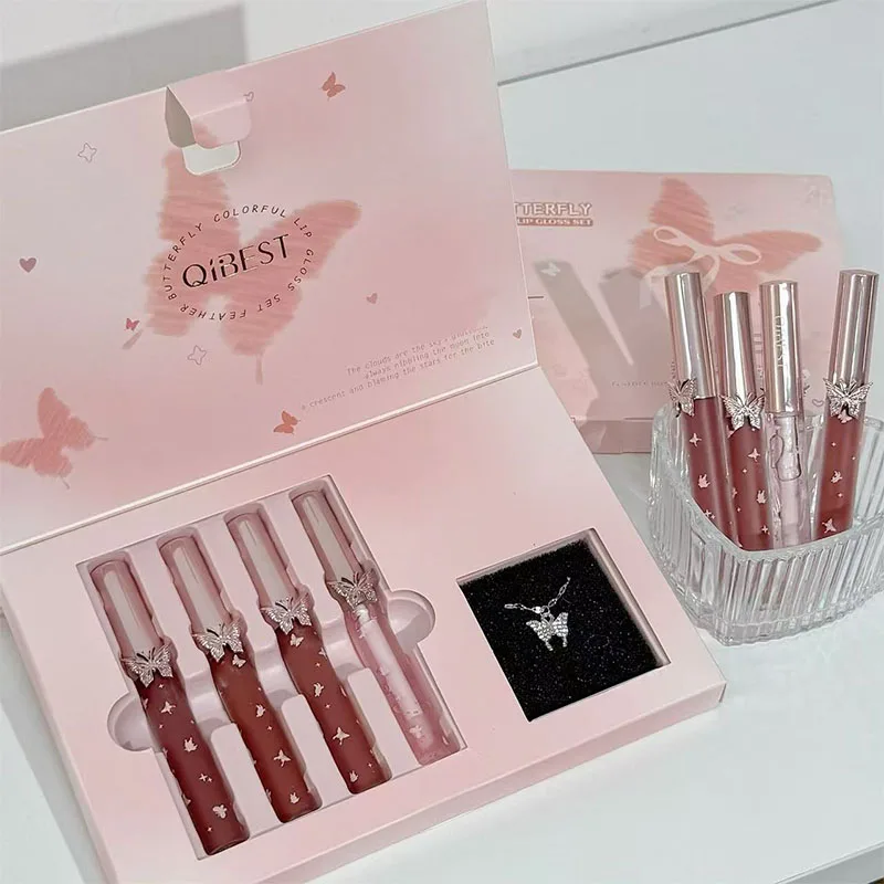 QIBEST Feder-Schmetterlings-Lippen-Make-up-Sets in weichen Farben, einschließlich 3 x mattierter flüssiger Lippenstift und 1 x Lippenöl-Kosmetik-Set mit Halskette