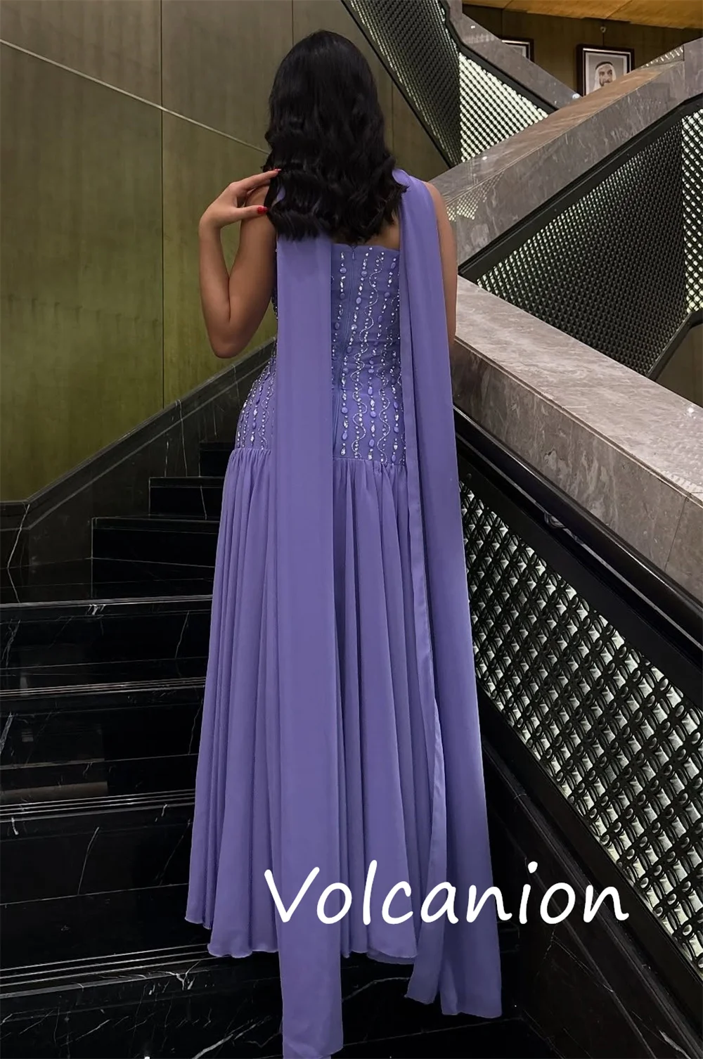 カスタマイズされたクラシックシフォンスパンコールプリーツAラインストラップレスロングドレスオーダーメイド機会モダンスタイルセクシー