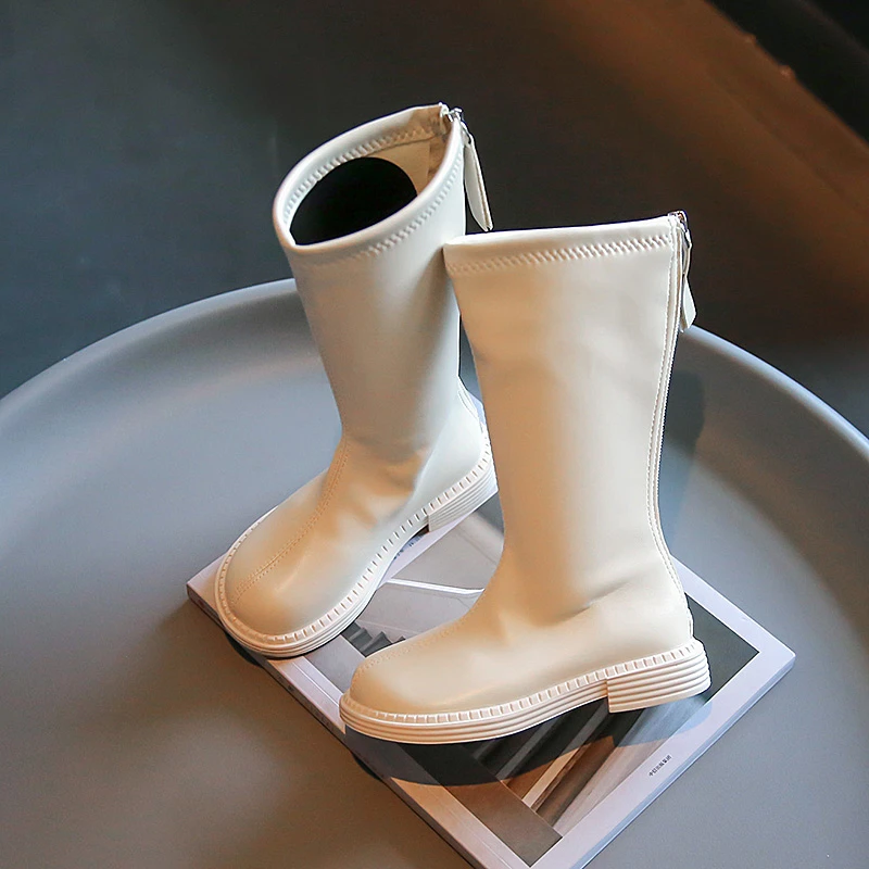 أحذية نسائية عصرية جديدة لعام 2025 أحذية بسيطة متعددة الاستخدامات للخريف للأطفال أحذية كلاسيكية مريحة عصرية للفتيات أحذية الأميرة الأنيقة