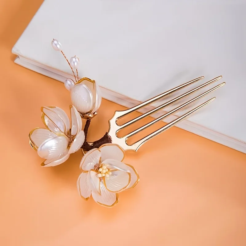 Chinese Style Shell Magnolia Flower Hair Comb with Pearl Tassel Vintage Gold Four-Tooth Hair Fork Hanfu Wedding Photo Shoot Hair Accessories for Women view 4